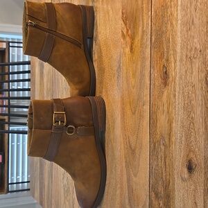 Vionic Rhiannon Tan Boot